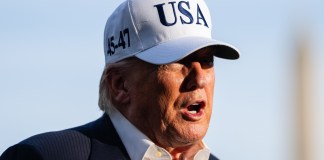 Archivo del presidente de EE. UU. Donald Trump brindando declaraciones Foto LA Hora: EFE
