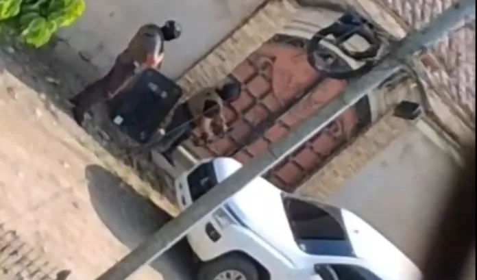 balacera corinto honduras Medios hondureños reportan de al menos cinco fallecidos en un enfrentamiento armado contra un grupo delincuencial con Corinto, Honduras.