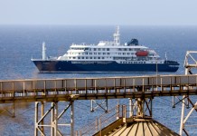 El crucero holandés MV Hondius., en donde se registran varios casos de hantavirus. Foto La Hora: EFE