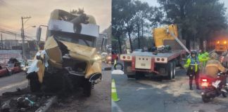 Los agentes de la PMT se encuentran regulando el tránsito en dirección al sur tras el accidente del tráiler en la 21 calle del Anillo Periférico. Foto La Hora: PMT