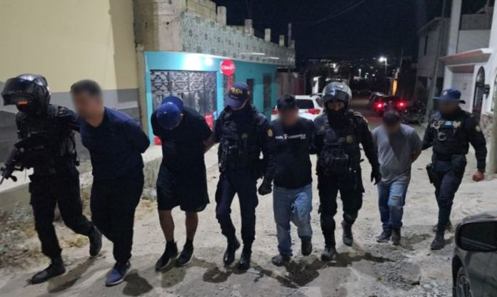 Las personas detenidas son las supuestas responsables de estar involucradas en el crimen contra una pareja hondureña en Huehuetenango.