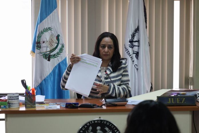 El abogado del supuesto líder de la banda Los Calvera, recusó a la jueza de Mayor Riesgo C, Carol Berganza. Foto La Hora: Daniel Ramírez
