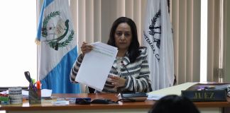El abogado del supuesto líder de la banda Los Calvera, recusó a la jueza de Mayor Riesgo C, Carol Berganza. Foto La Hora: Daniel Ramírez