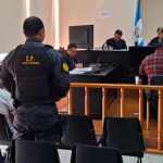 El Tribunal Sexto de Sentencia Penal inició el juicio en contra del supuesto atacante de la mayor asimilada, Maribel Molina. Foto La Hora: Sergio Osegueda