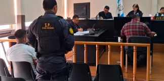El Tribunal Sexto de Sentencia Penal inició el juicio en contra del supuesto atacante de la mayor asimilada, Maribel Molina. Foto La Hora: Sergio Osegueda