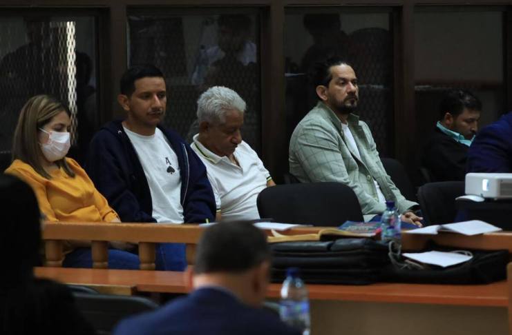 La defensa de los cinco implicados en el secuestro del odontólogo Julio Martínez comenzaron la presentación de sus argumentos Foto La Hora: Daniel Ramírez