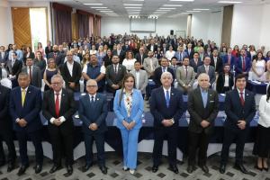 Claudia Paredes suma otra actividad en compañía de los Rodríguez Reyes en Sololá