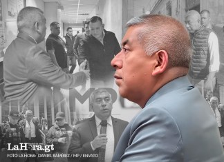 Rafael Curruchiche: el silbante que fue fiscal de Asuntos Electorales, FECI y ahora es destituido por García Luna Rafael Curruchiche deja el Ministerio Público (MP) por decisión del fiscal general, Gabriel Estuardo García Luna.