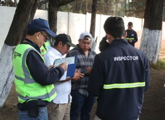 DGT detecta «irregularidades» en documentos gestionados por personas fuera de la institución La DGT indicó que los documentos detectados con irregularidades son pólizas de seguro, tarjetas de operación, permisos temporales y permisos expresos.
