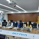 La titular de la Diaco, Leslie Tzicap, y su equipo legal explica propuesta para nueva ley de la Dirección a su cargo. Foto: La Hora