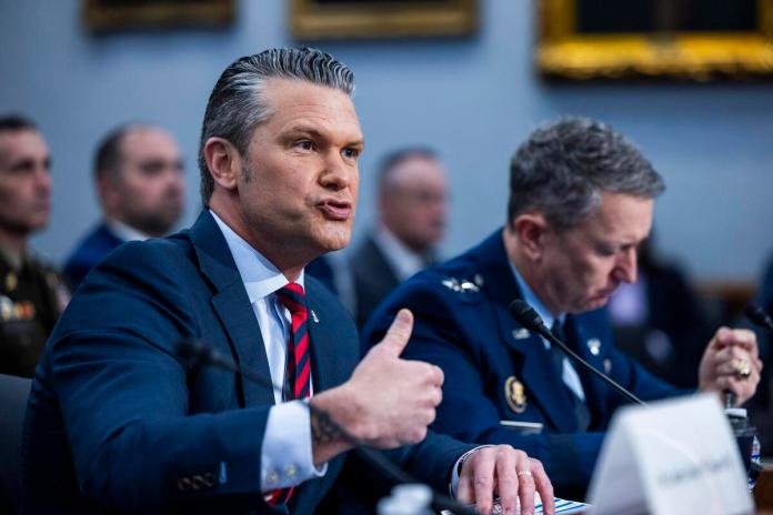 Secretario de Guerra afirma que Cuba representa amenaza a la seguridad nacional de EEUU