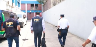 Allanan hospital del IGSS en zona 6 tras detectar irregularidades en medicamentos controlados