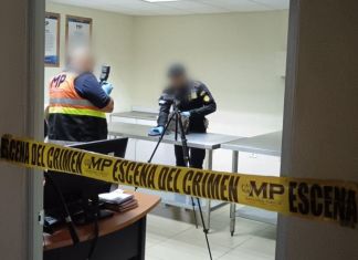 La evidencia quedó en manos del Ministerio Público luego de que la persona no aclarara la procedencia del dinero. Foto La Hora: MP