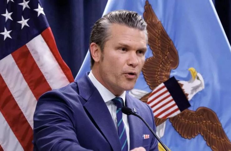 Estados Unidos advierte de «guerra contra los cárteles» con la Coalición de América El secretario de Guerra de Estados Unidos, Pete Hegseth, aseguró durante una reunión de gabinete de Donald Trump que Washington intensificará su ofensiva contra los cárteles del narcotráfico. Foto La Hora: EFE