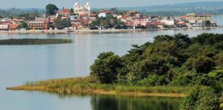 MARN denuncia ante el Ministerio Público daños ambientales en el lago Petén Itzá El MARN interpuso una denuncia en el MP tras verificar y constatar daños por trabajos de relleno de ripio en una orilla del lago Petén Itzá