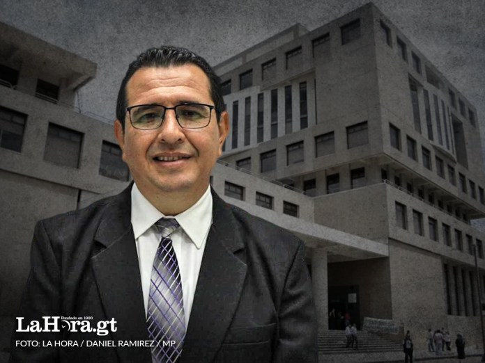 El proceso de transición entre Porras y García Luna en el MP inició este jueves 14 de mayo.