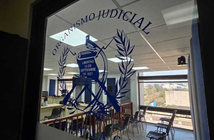 Por medio de un acuerdo, la CSJ dio poder a los secretarios de los juzgados la posibilidad de firmar decretos y providencias sin autorización del juez. Foto La Hora: Sergio Osegueda