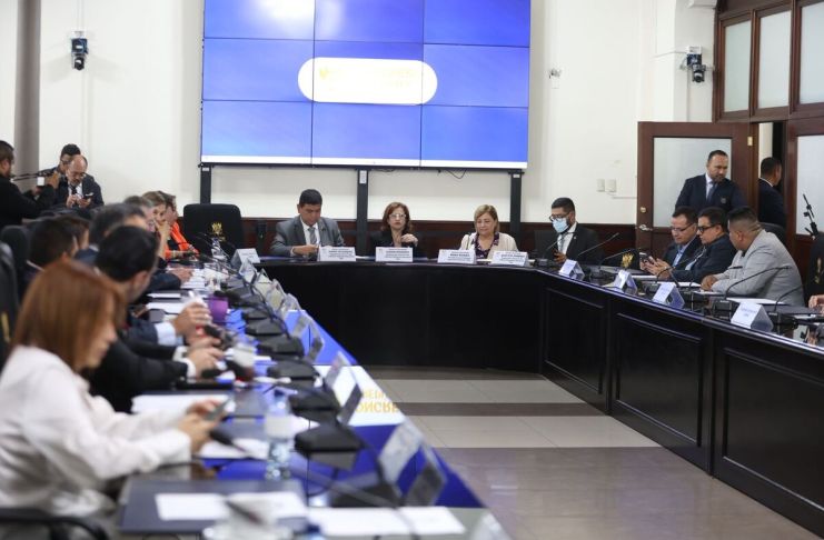 Los magistrados del TSE urgen a los diputados aprobar más fondos para adquirir equipo tecnológico. Foto: Congreso de la República