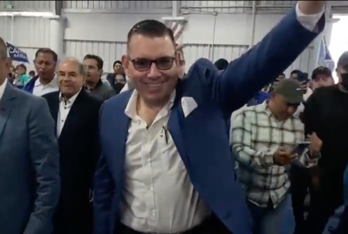 Manuel Baldizón, en 2023, tras ser declarado candidato a diputado por el partido Cambio. Foto: La Hora/Archivo.