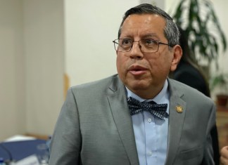 El Juzgado contra Lavado de Dinero emitió una orden de captura en contra del exSAT, Marco LIvio Díaz a quien señalan de dos delitos. Foto La Hora: Archivo