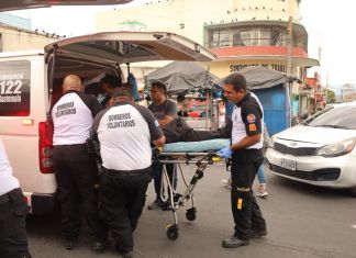 El ataque armado que dejó como saldo tres personas fallecidas y dos heridos ocurrió en un taller mecánico donde también funciona un carwash.