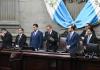 El presidente del Congreso, Luis Contreras, espera por más de una hora para poder aprobar la ley contra lavado de dinero u otros activos. Foto: La Hora / José Orozco