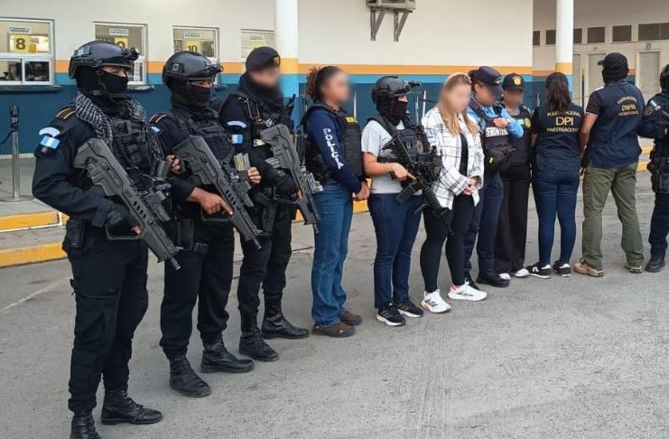 Tras ser capturada en un operativo en el kilómetro 16.5, aldea Don Justo, Santa Catarina Pinula, Guatemala, fue llevada a la frontera con Honduras para ser entregada a las autoridades de ese país.