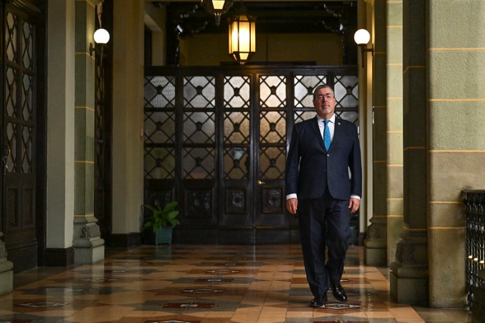 El presidente Bernardo Arévalo envió un mensaje sobre el cambio de fiscal general del MP.