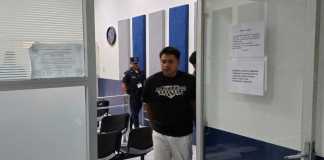 Alías "el psicópata", capturado cuando supuestamente descuartizaba un cuerpo, quedó ligado a proceso penal. Foto La Hora: Sergio Osegueda