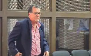 Error en acusación de FECI contra abogado que supuestamente creó empresas de cartón para Baldetti lo deja en libertad