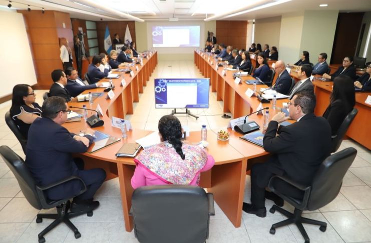 La Corte de Constitucionalidad traslado a manos de una sala de apelaciones un amparo que podría poner en riesgo la transición en el MP. Foto La Hora: MP