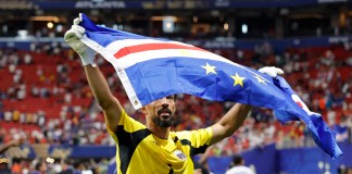 La madre del portero Vozinha podrá entrar en EEUU para ir al segundo partido de Cabo Verde El portero de Cabo Verde, Vozinha, tras el empate a 0 ante España en el partido del grupo H del Mundial 2026. Foto La Hora: EFE