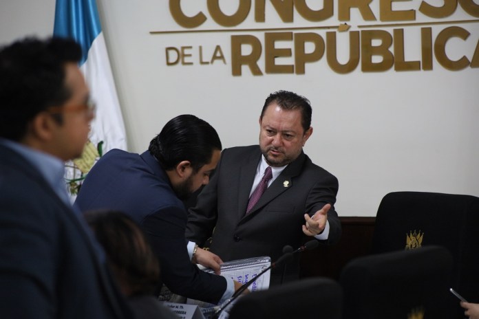 Walte Mazariegos en el Congreso de la República. Foto La Hora: Daniel Ramírez