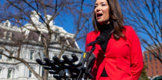 Fotografía de archivo de la secretaria de Agricultura de Estados Unidos, Brooke Rollins, durante una rueda de prensa, en Washington, DC. Foto La Hora: EFE