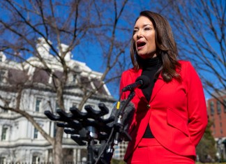 Fotografía de archivo de la secretaria de Agricultura de Estados Unidos, Brooke Rollins, durante una rueda de prensa, en Washington, DC. Foto La Hora: EFE
