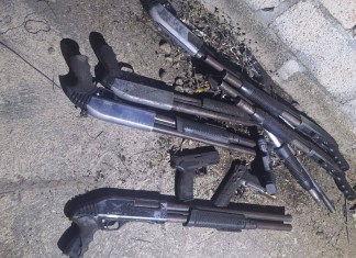 La Policía Nacional Civil (PNC) informó sobre un operativo en El Paredón, Sipacate, en donde fueron localizadas once armas.