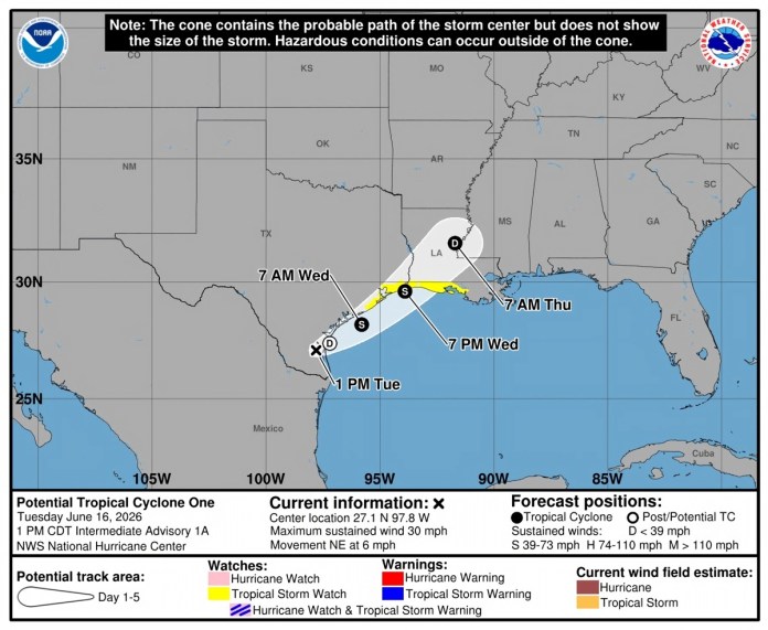 Imagen cedida por la Oficina Nacional de Administración Oceánica y Atmosférica (NOAA) a través del Centro Nacional de Huracanes (NHC) estadounidense que muestra el pronóstico de tres días del paso de la tormenta tropical. Foto La Hora: EFE