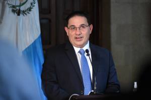 Fuerza Vulcano del FBI dejó Guatemala por falta de apoyo de Consuelo Porras en búsqueda de reos fugados, dice Mingob