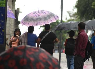 Lluvias en gran parte del país durante la semana por sistema de baja presión en el Pacífico Pese a la influencia de la depresión tropical TWO-E, Guatemala solo presentará lluvias intermintentes durante gran parte de la semana.