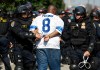 Imagen de archivo de detención migratoria por el Servicio de Inmigración y Control de Aduanas de Estados Unidos (ICE). Foto La Hora: EFE
