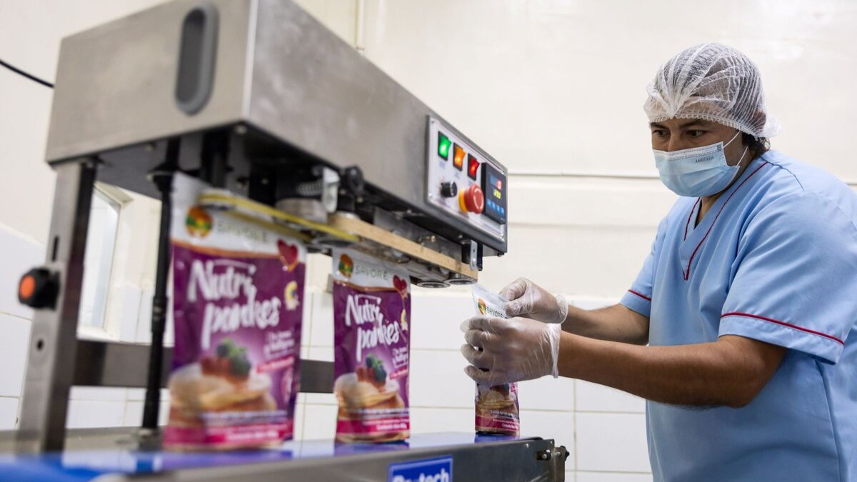 Alimentos H y H fortalece su crecimiento y consolida su presencia en el mercado regional. Foto: Cortes铆a de Walmart M茅xico y Centroam茅rica.