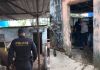 Así luce la casa vinculada a «El Lobo» en la colonia El Limón, donde autoridades localizaron un arsenal Así luce la casa vinculada a "El Lobo" en la colonia El Limón, donde autoridades localizaron un arsenal. Foto La Hora: PNC.