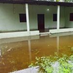 Conred entrega ayuda humanitaria a familias afectadas por la depresión tropical Cristina en Santa Rosa. Foto La Hora: Conred.
