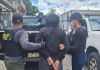 Hondureña de 19 años es capturada en Mixco con un silenciador para arma de fuego. Foto La Hora: PNC.