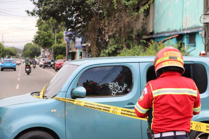 Un hombre y niño de 9 años resultan heridos durante ataque armado en La Reformita, zona 12. Foto La Hora: CBM.