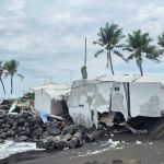 Casas de descanso con daños estructurales por fuerte oleaje en Iztapa, Escuintla. Foto La Hora: FB/ Palín Noticias