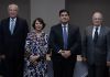 De izq. A der.: El General (R) Óscar Naranjo, exvicepresidente de la República de Colombia; Rosalía Arteaga, expresidenta Constitucional de la República del Ecuador; Carlos Alvarado Quesada, expresidente de la República de Costa Rica y presidente y fundador del Instituto para el Clima, la Democracia y la Inclusión; y Miguel Rodríguez Echeverría, expresidente de la República de Costa Rica. Foto La Hora: CDI