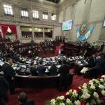 Los diputados esperan la propuesta del presidente Bernardo Arévalo por el incremento del precio de los combustibles. Foto La Hora: Daniel Ramírez.