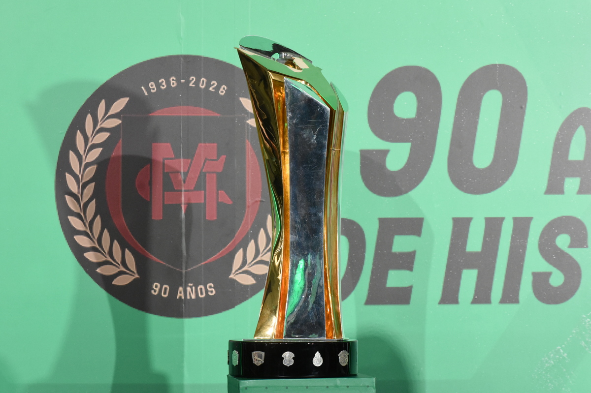 Copa de Torneo Clausura 2026 de la Liga Nacional de Fútbol de Guatemala con la cual el Club Social y Deportivo Municipal se coronó campeón. Foto: La Hora/José Orozco.