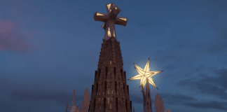 En imágenes: la cruz de Jesucristo de la Sagrada Familia de Antoni Gaudí que visitará el Papa León XIV En imágenes la cruz de Jesucristo de la Sagrada Familia de Antoni Gaudí que visitará el Papa León XIV